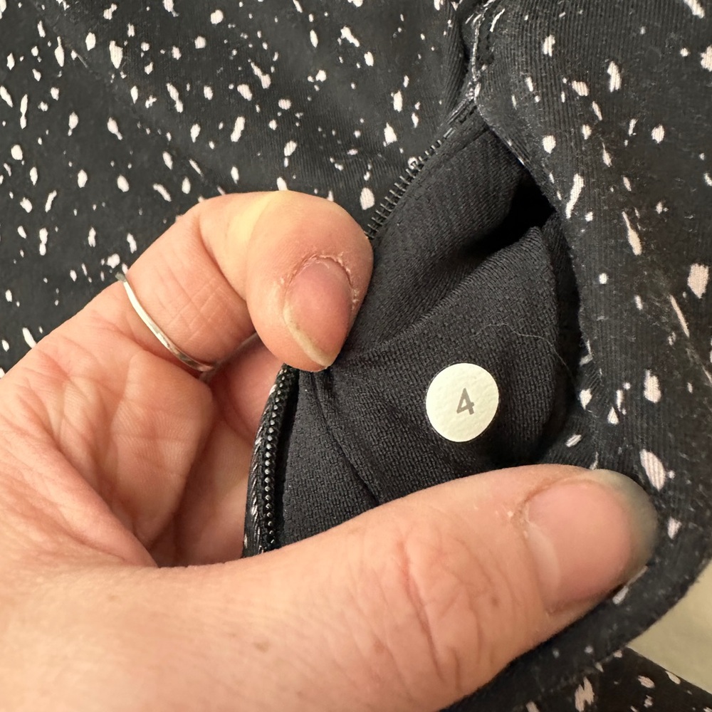 Lululemon jacket - Picture 4 of 5
